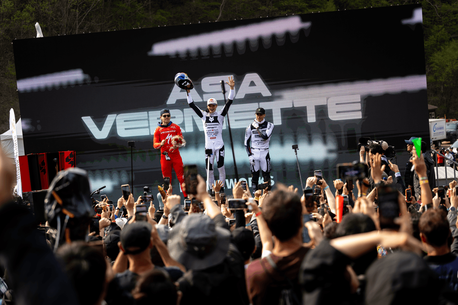 MTB World Series Background